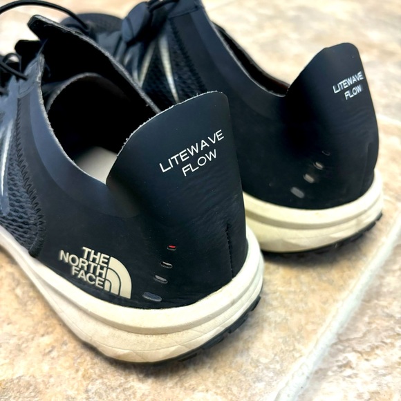 The North Face Other - Men’s Northface “Lightwave flow” ventilated shoes. Size 9 Men’s. Breathable.